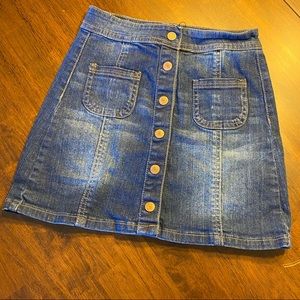 ***RE-POSH*** Girls denim skirt